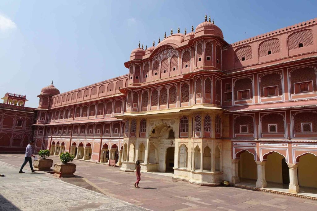 सिटी पैलेस City Palace Jaipur Me Ghumne Ki Jagha