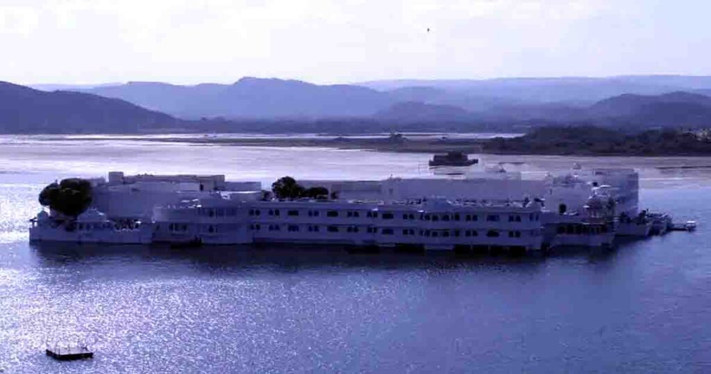 Lake Palace Udaipur Tourist Places In Hindi