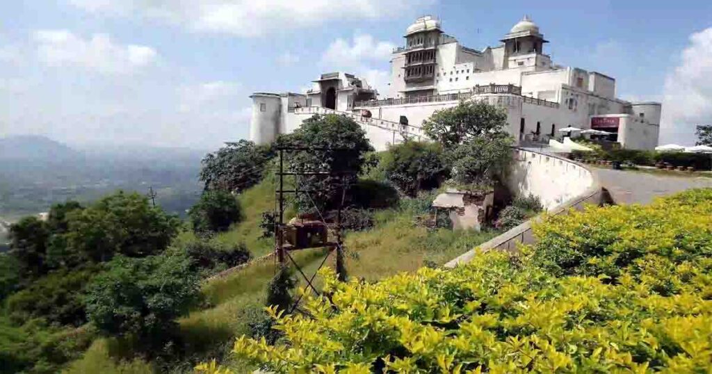 Sajjangarh Palace Udaipur Tourist Places In Hindi