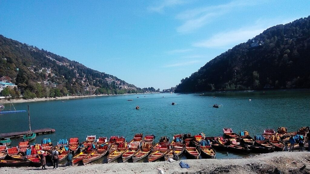 नैनी झील: Nainital Tourist Places