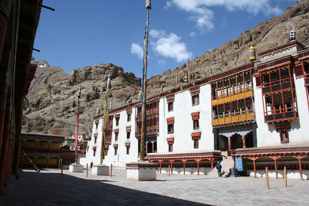 Leh Ladakh Tourist Places in Hindi Hemis Monastery